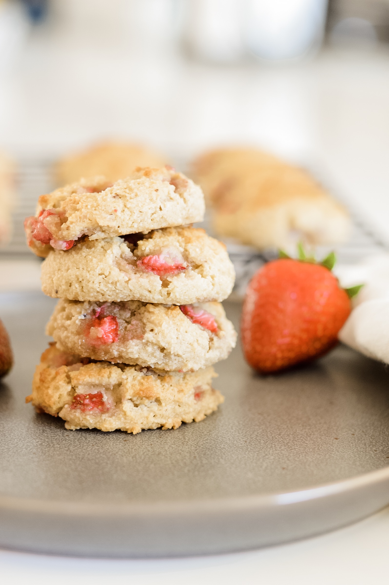 Strawberry Breakfast Cookies - Instant Loss - Conveniently Cook ...